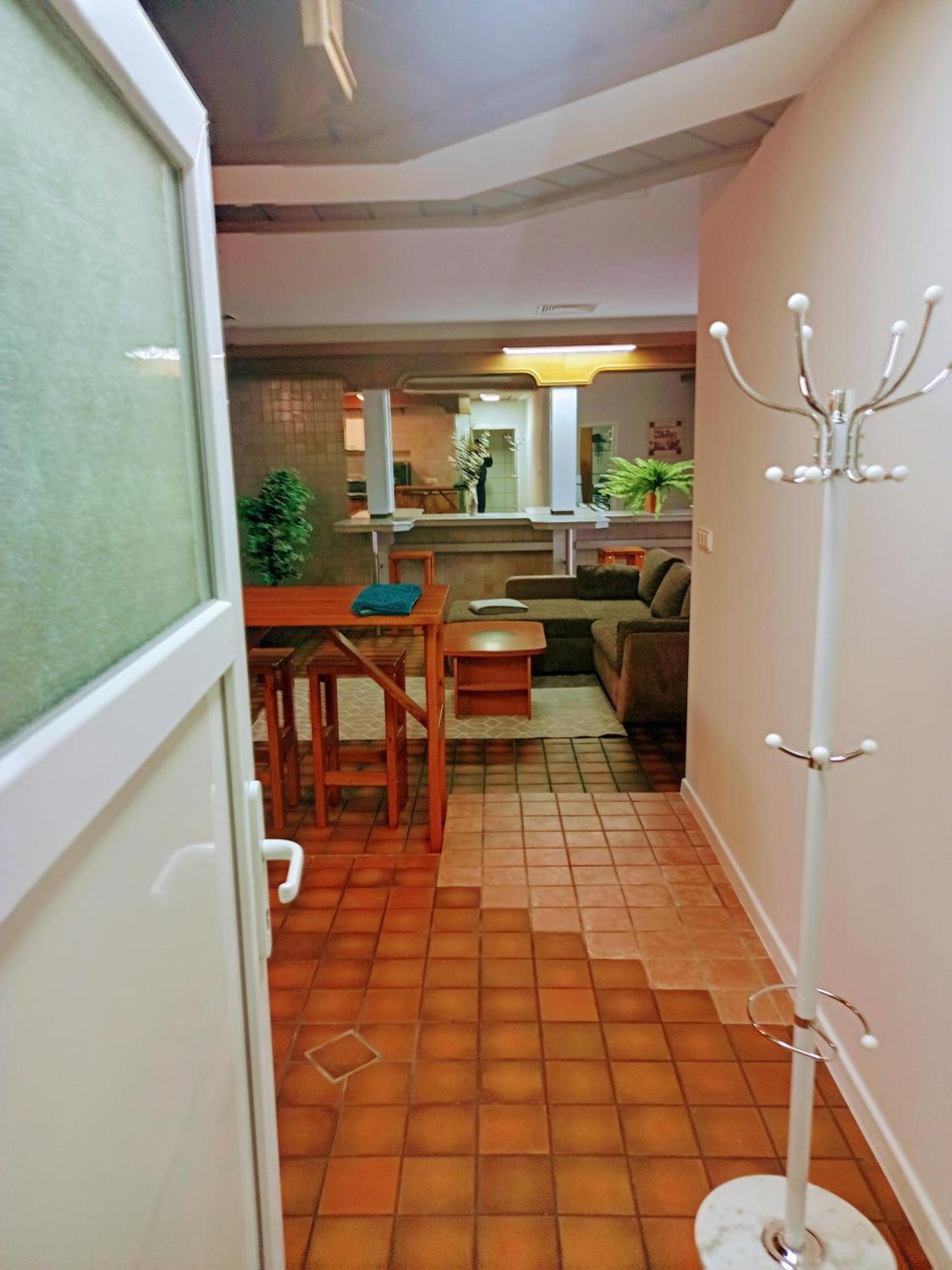 St Maximin Erdgeschoss Lounge Apartment เทรียร์ ภายนอก รูปภาพ